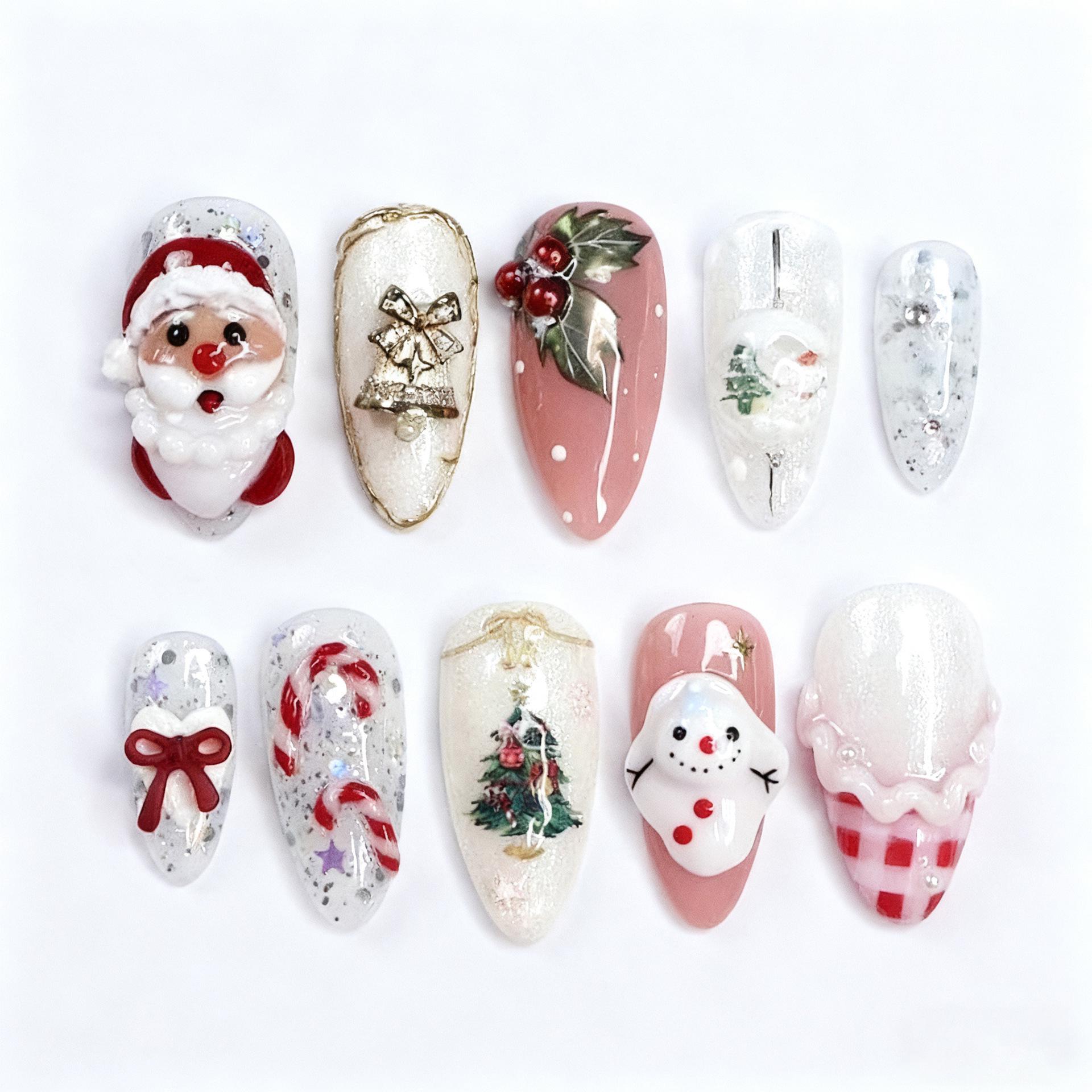 Gilded 3D Almond Christmas Nail Art: 24-Piece Santa & Bowknot Set