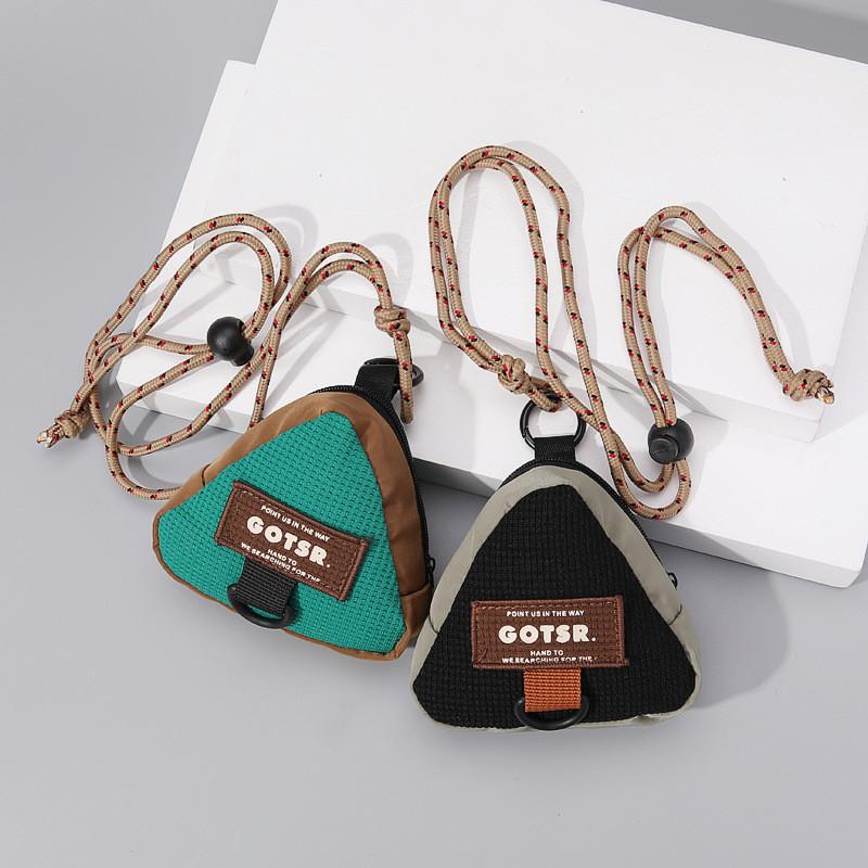 Unisex Triangle Key Pouch With Creative Design And Keychain Functionality