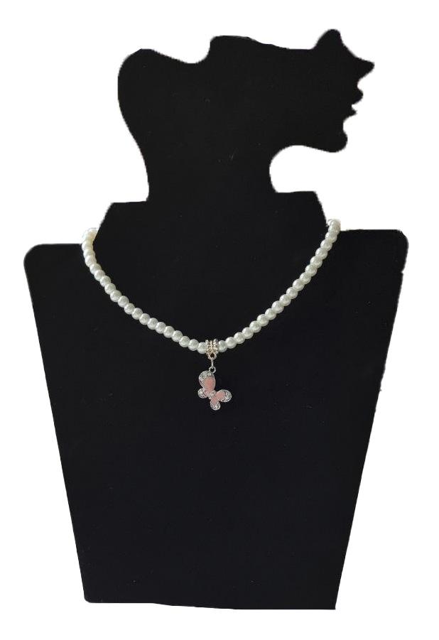 Zarter Perlenchoker mit Emaille-Schmetterlingsanhänger