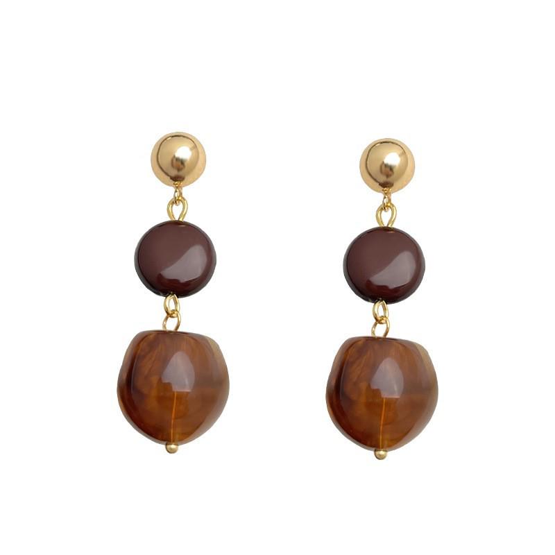 "Retro Maillard Tassel Earrings: Stylish Coffee-Hued Design for Women, Perfect for Autumn and Winter"