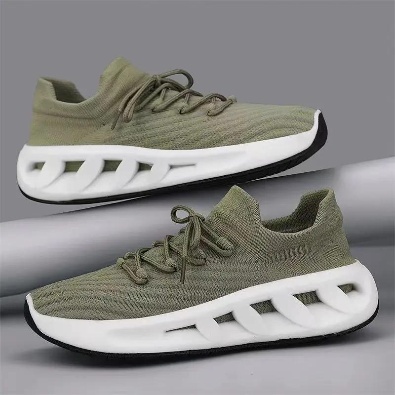 Trendy Men's Running Shoes Slip-on Men’s Casual Shoes Comfortable Breathable Male Sneakers 2024 New Soft Platform Shoes for Men