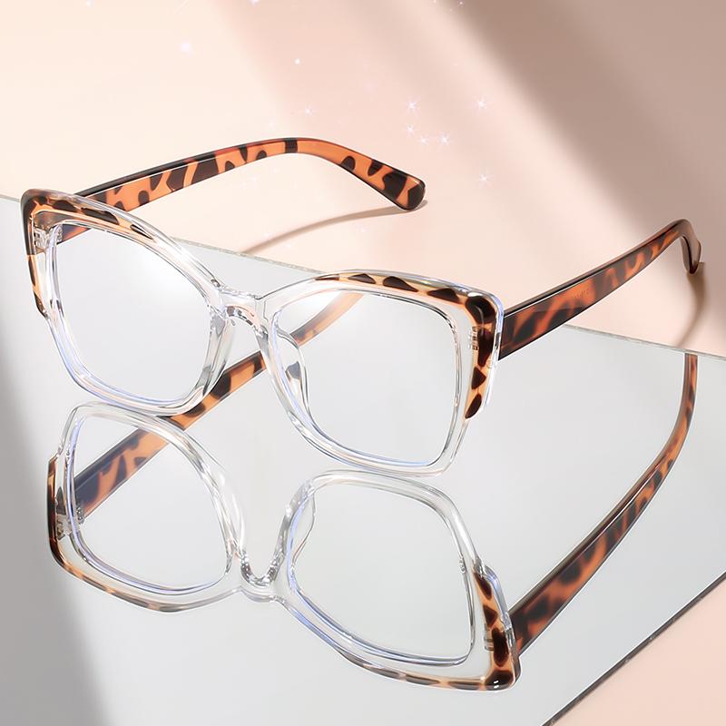 The retro cat-eye flat glasses with contrasting color design are both fashionable and versatile anti-blue light glasses
