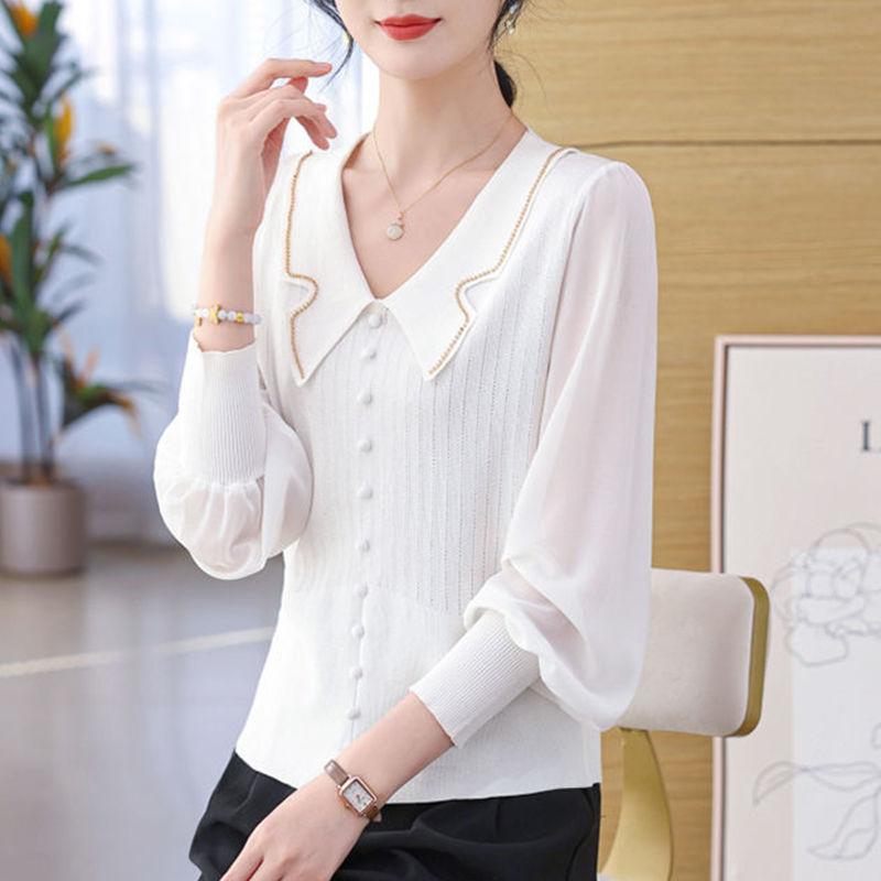 Stylish Loose Fit V-Neck Knit Top for Summer Stitching, Comfortable and Age-Reducing