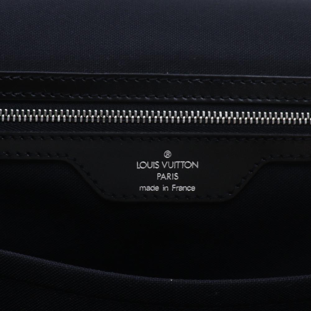 LOUIS VUITTON Thai meal Shoulder Bag M30862 Aldoise black Taiga/Nylon canvas mens Used