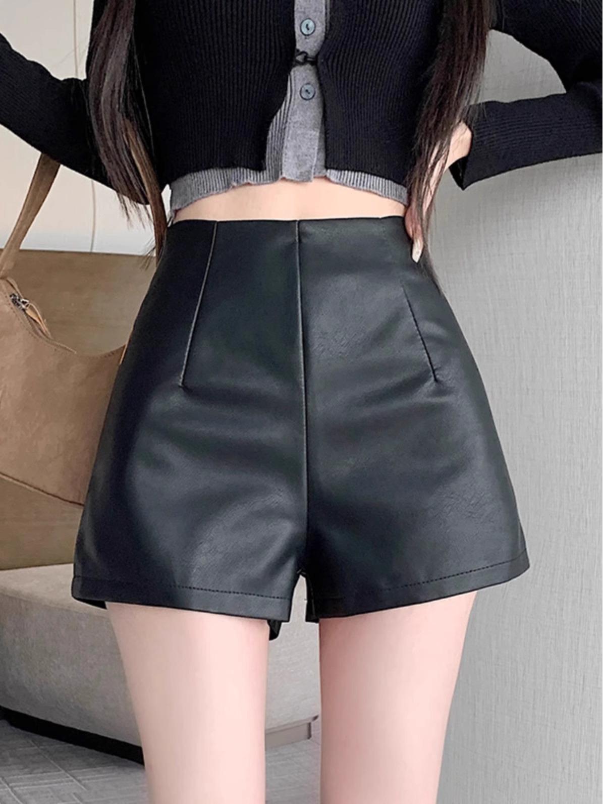 

Женские шорты А-силуэта из искусственной кожи с высокой талией на осень/зиму 2023 г. L чёрный