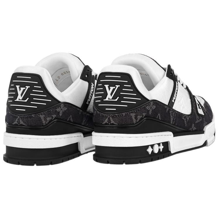 Louis Vuitton Trainer Cow Leather Trendy Low Top Skateboard Shoes Women's Black 1AC2A5