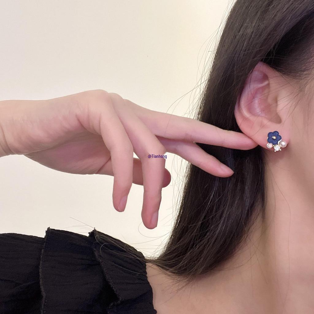 Nischen-Französisches Design Perlenblumen-Ohrringe – Stecker & Ohrclips