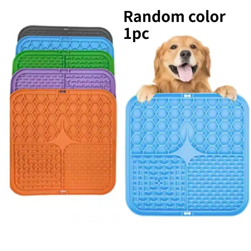 

1pc Pet Lick Silicone Mat Slow Food Plate For Dogs Bathing Distraction Suction Cup Design Feeding Training Pet Feeder Supplies 15.5x15.5