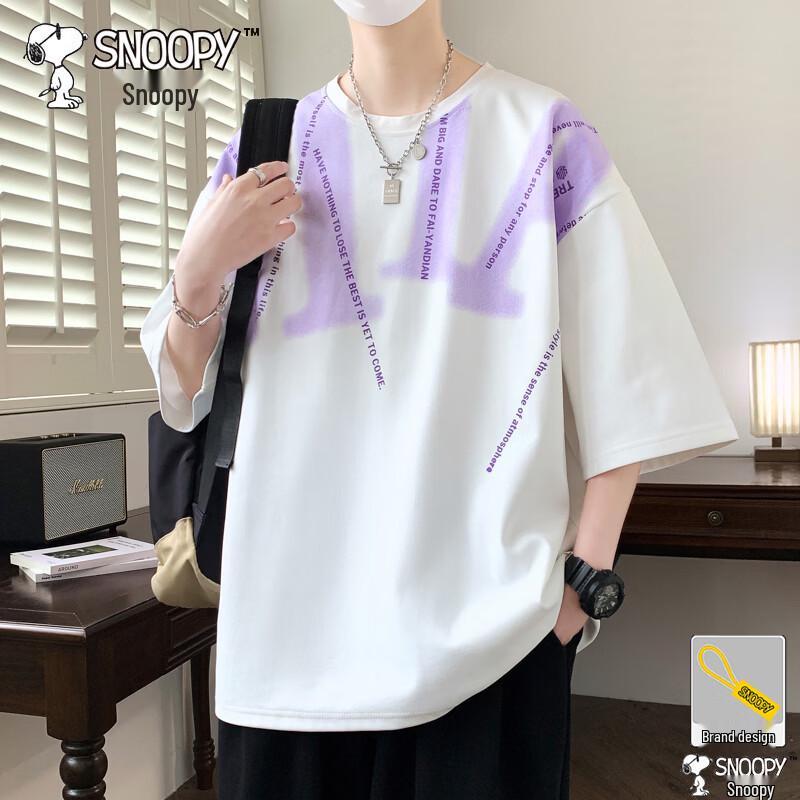 

Snoopy Men s Casual Short Sleeve T-Shirt XL