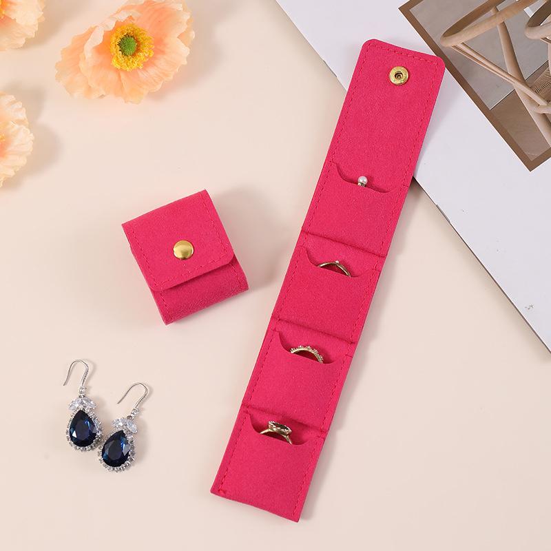 Sac de Rangement pour Bijoux à 4 Compartiments Mini Sac à Bijoux Portable Sac Organisateur pour Boucles d'Oreilles Collier Bague Étui de Rangement pour Bijoux de Voyage