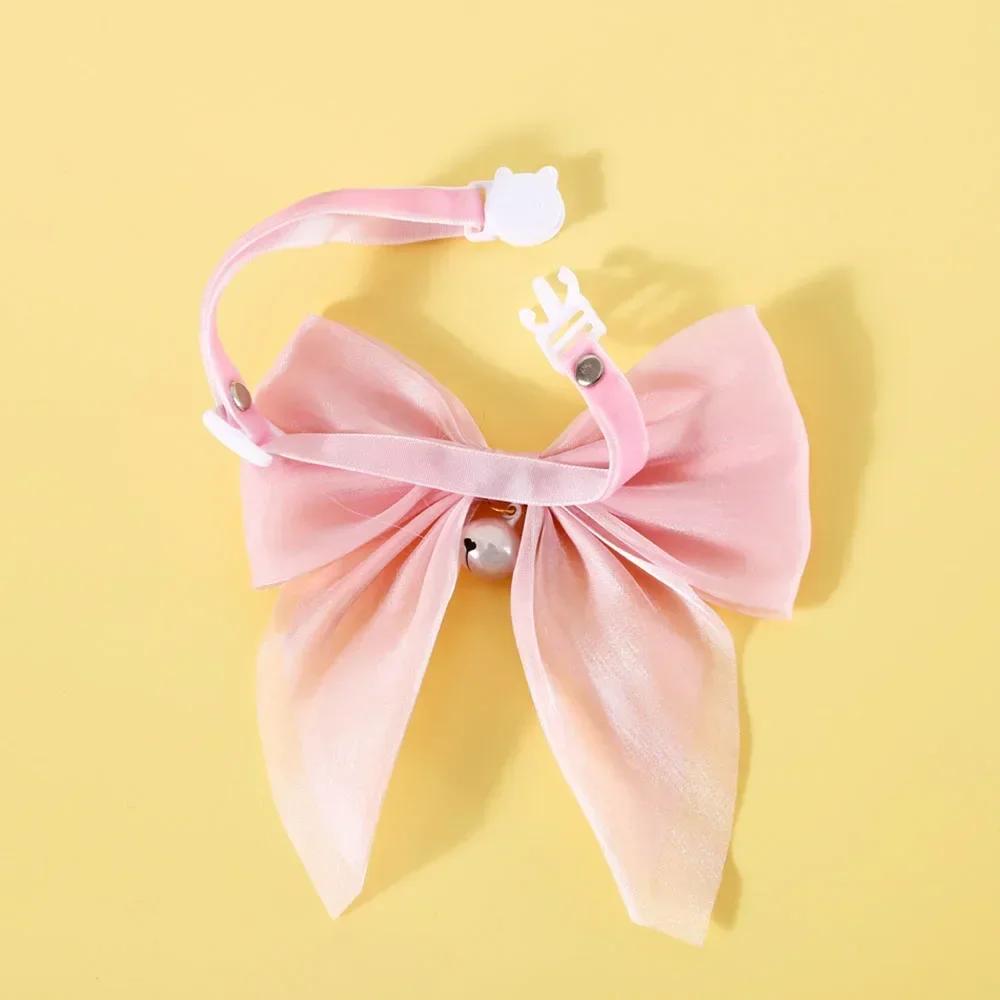 Collare con papillon a forma di gatto con nastro Collana regolabile per gatti Accessori per feste di compleanno per animali domestici per gattini cuccioli cani piccoli Collare di sicurezza