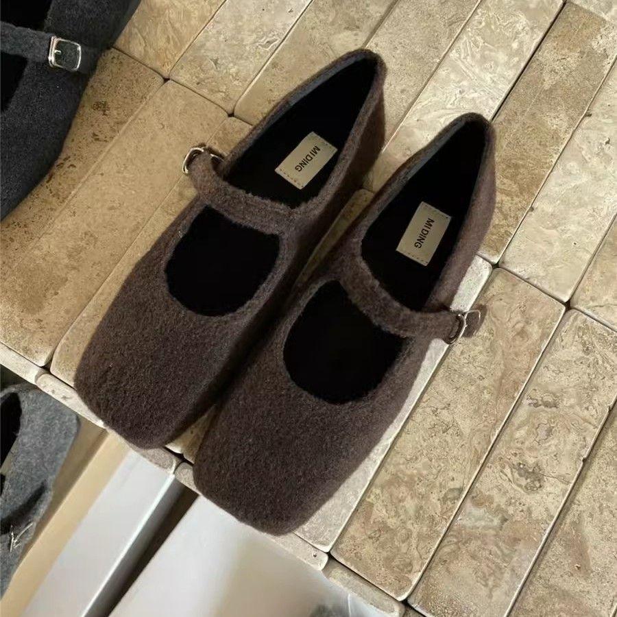 High-end foreign-style fluffy shoes, autumn and winter retro temperament flat Mary Jane single shoes