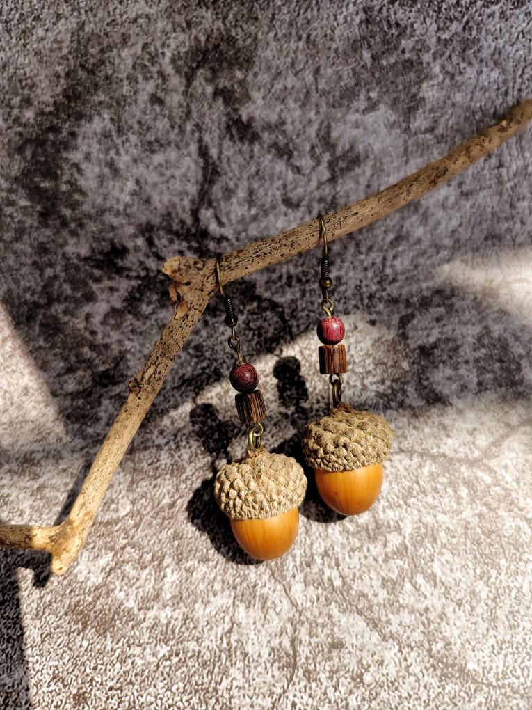 Zapfen Eichel Handgefertigt Echte Pflanze Ohrstecker, Umwandelbar in Ohrclips