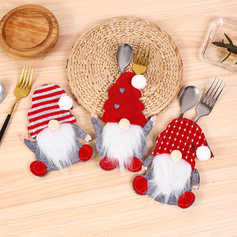 Christmas Gnome Cutlery Set: No-Face Old Man Knife & Fork with Rudolph Bag - Festive Decoration Supplies