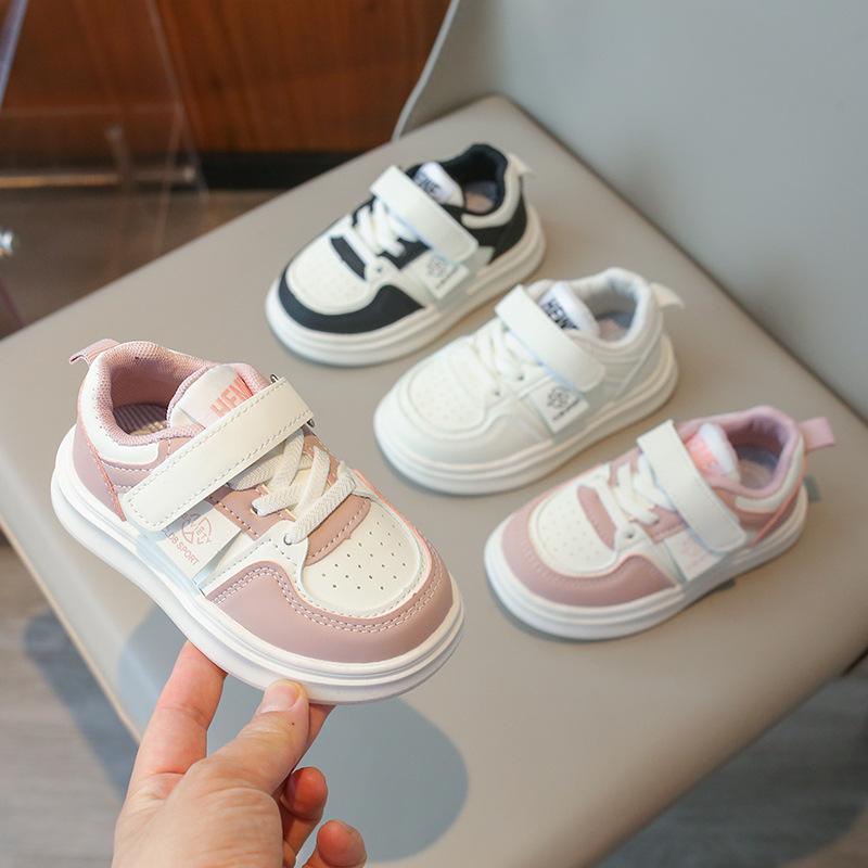 2025 Autumn Explosion Classmates Children's Casual Shoes Board Shoes Children's Sports Shoes Boys Korean Version Soft Sole Girls White Shoes