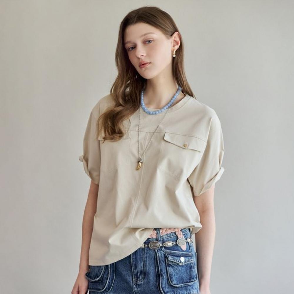 Maxza Flap PockeT Back Tuck Loose FiT T shirT zf06qT047na beige/FREE