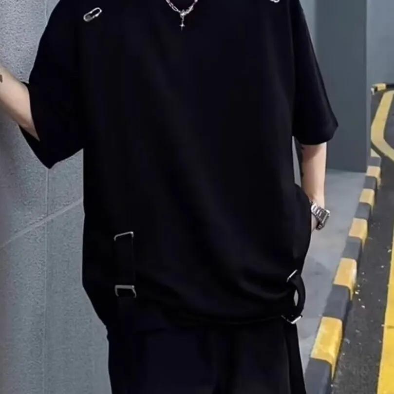 Мужские летние футболки однотонные с дизайном на лямках для хип-хопа уличной одежды с коротким рукавом повседневные свободные карго-топы XXXL чёрный 1360₽