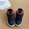 Summer black niche skateboard shoes couple with the same street shot versatile casual retro bread shoes