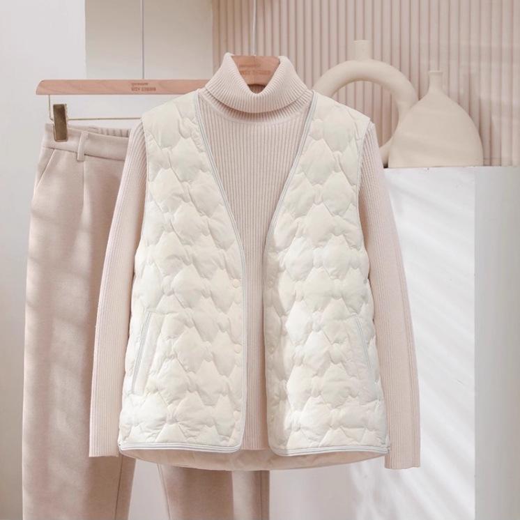 2025 High-End Lightweight Warm V-Neck Down Vest - 90% White Duck Down, Versatile Fashion Gilet for Autumn/Winter