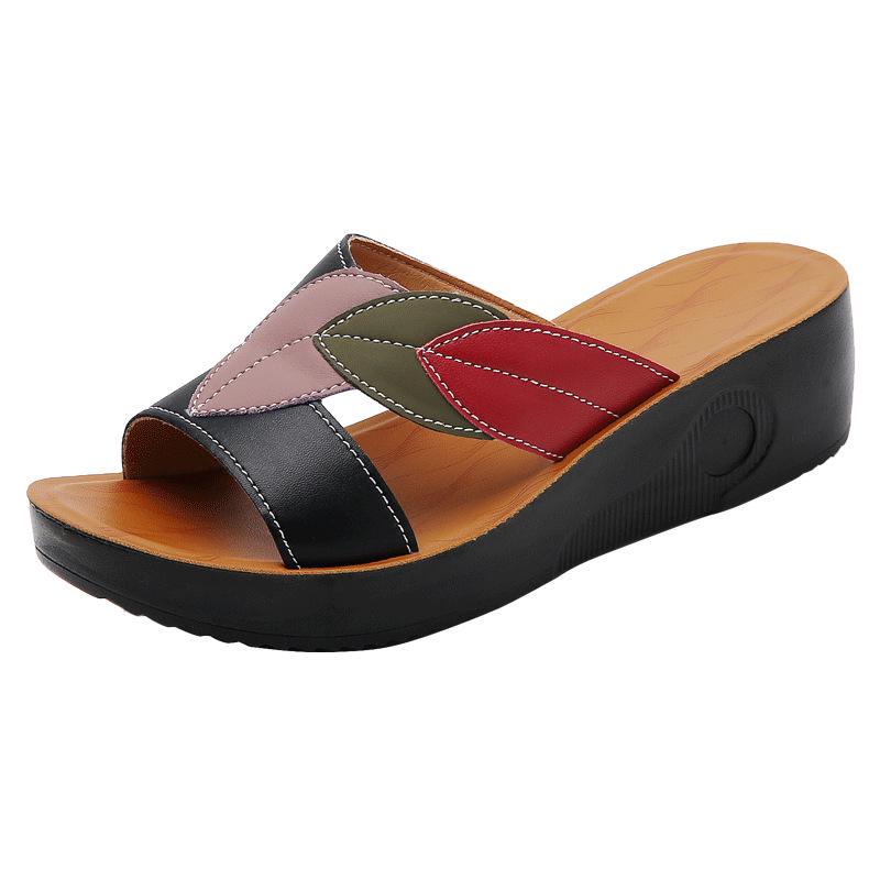 2024 Women's Non-Slip Soft Sole Summer Slippers for Middle-Aged Moms