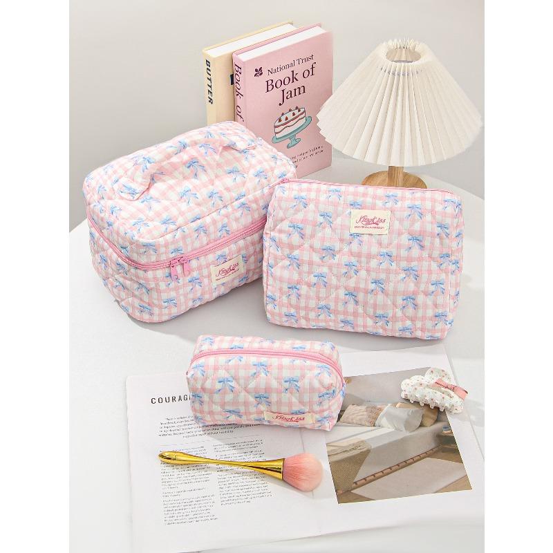 Simple Fresh Makeup Bag Large Capacity Multifunctional Cosmetic Storage Bag Portable Travel Toiletry Pouch for Cosmetics Brushes Toiletries Daily Use