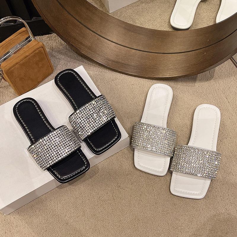 Large-sized Summer New Water Diamond Fashionable and Comfortable Flat One-line Korean Style Square Toe Casual Flip-flops 36-43