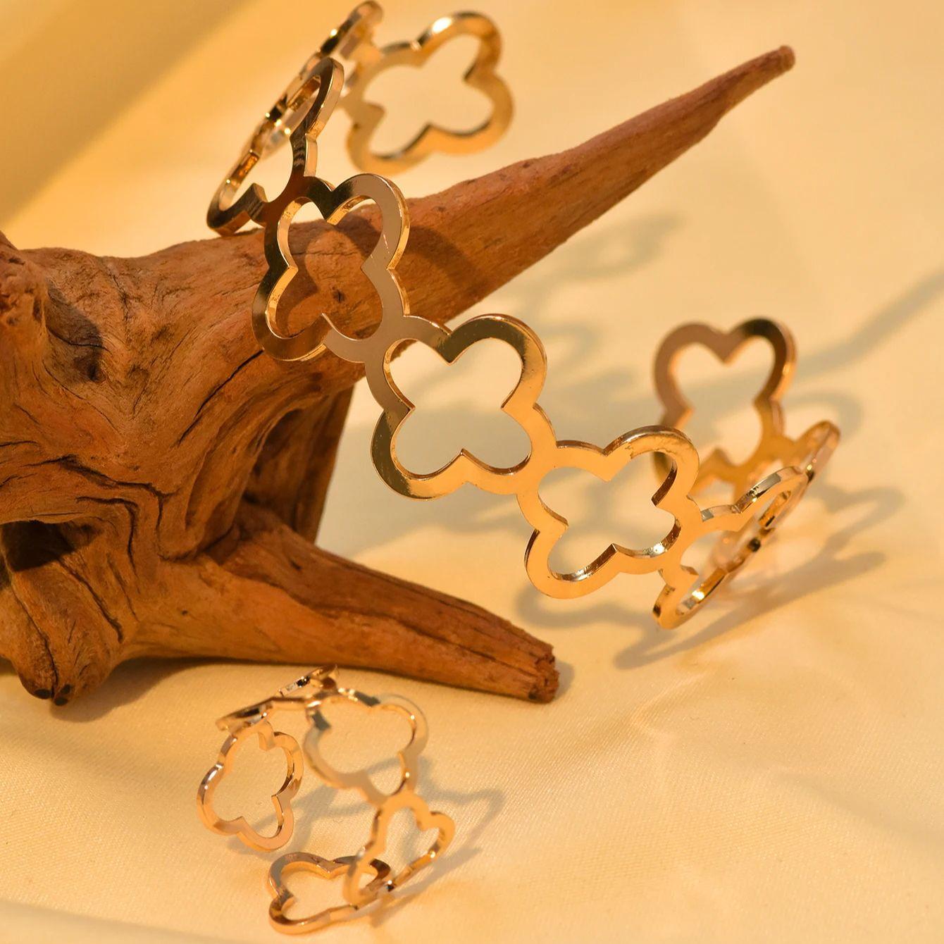 

1 шт. Модный популярный геометрический цирконовый набор Женский браслет кольцо Полая форма клевера Вечерние модные аксессуары