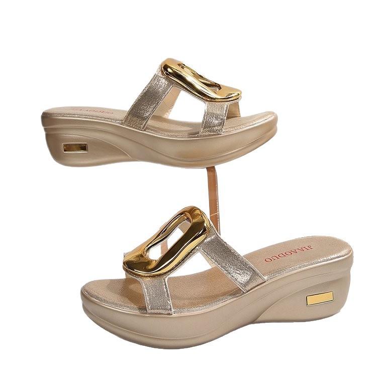 European and American Thick-bottomed Slope-heeled Cool Slippers for Women's Outer Wear 2025 Summer New Fashion One-word Metal Buckle Thick-soled S