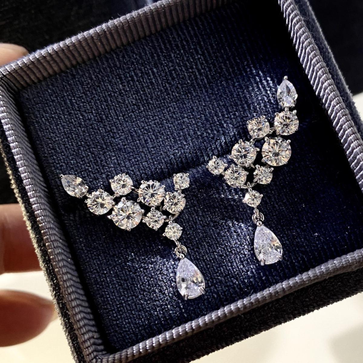 Luxury Wing-Shaped Cubic Zirconia Drop Earrings Full Paved Sparkling Teardrop Dangle Earrings for Evening Party белый