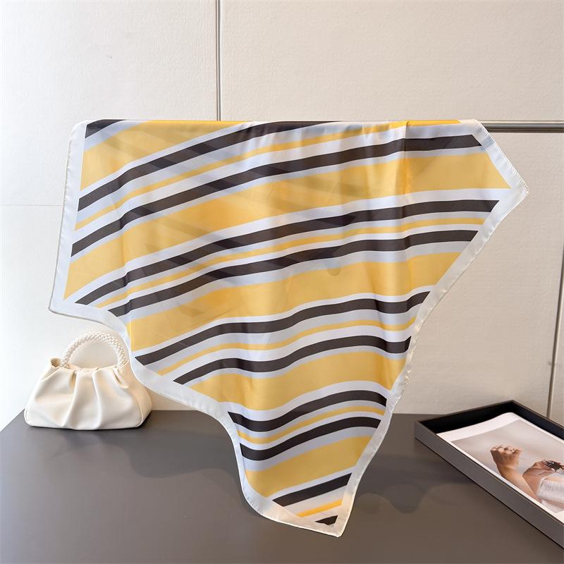

Luxury Designer 70cm Square Scarves Women s Silk Scarf Spring and Summer Bandana Small Neckerchief Hairbands Foulard Shawl 70x70cm