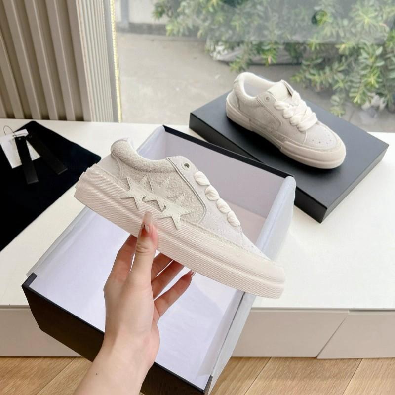 Autumn New Release Leather Fashion Sneakers - Star White Laces, Same Design for Men and Women, Low-Top Sports Shoes