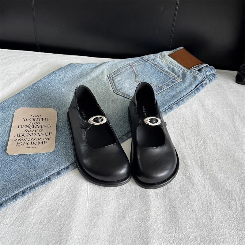 2025 Summer New French Square Head Mary Jane Shoes Comfortable Small Leather Shoes Women Wear Versatile Fashion Light Mouth Single Shoes