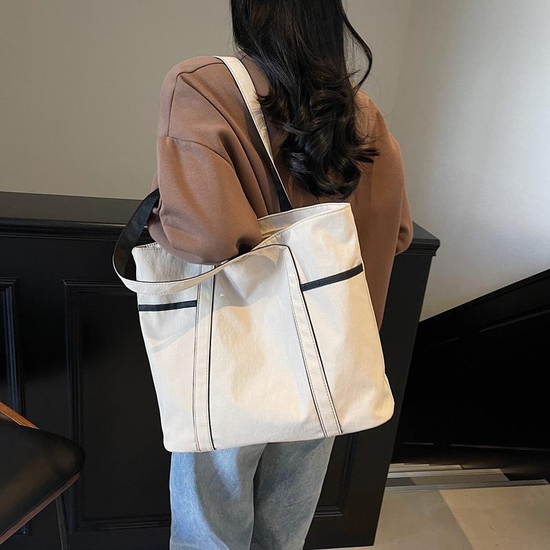 Retro fashion commuter tote bag niche design leisure travel shopping bag women's bag student class shoulder bag