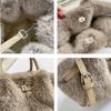 Kleine Plüschtasche Handtasche Damen Mode Tasche 2026 Neue Mode Flauschige Beuteltasche Ausländischer Stil Eine Schulter Crossbody Flauschige Tasche Klappentasche