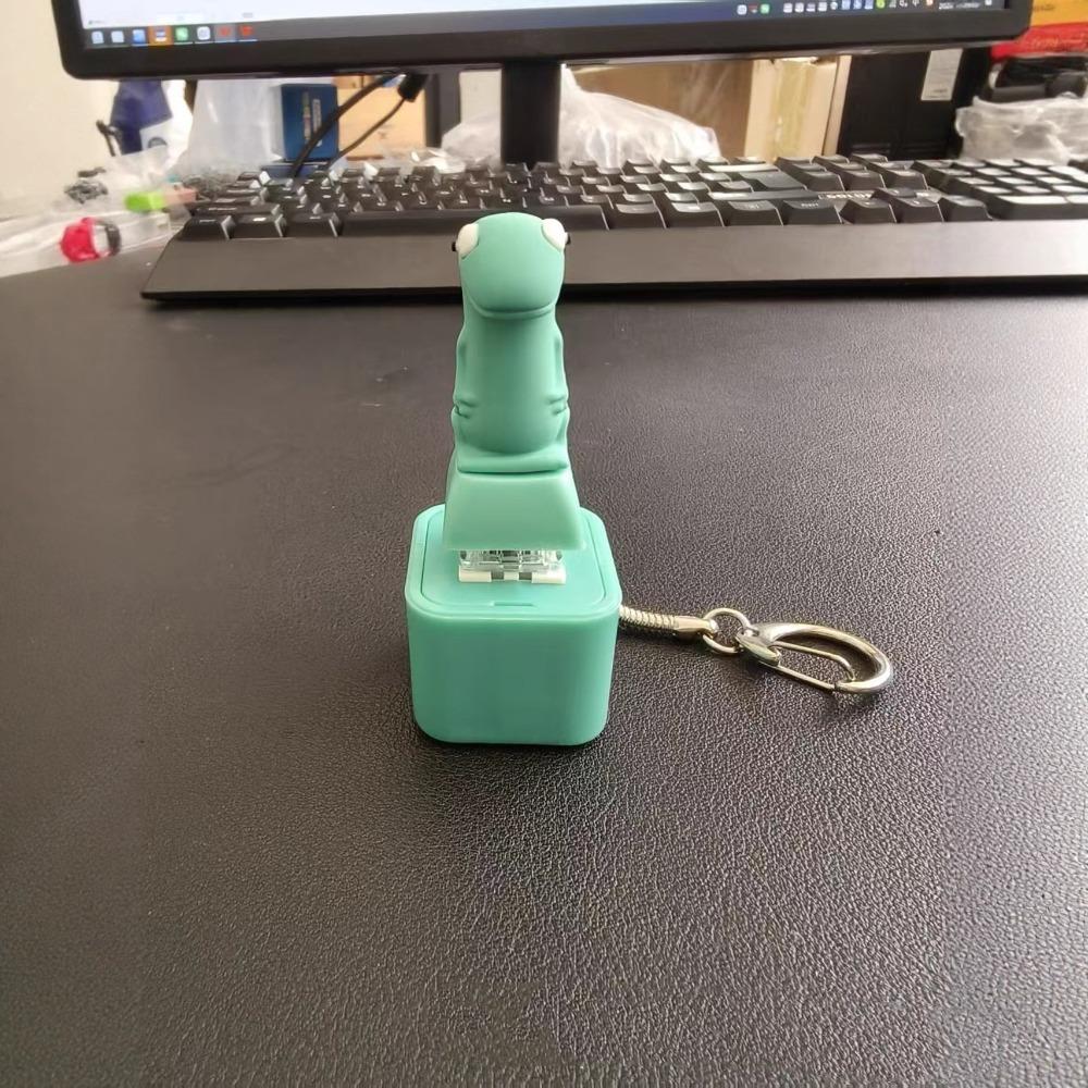 

With LED Lizard Voice Key Ring Colorful Lights Lizard Sounds Pendant Kids Toy