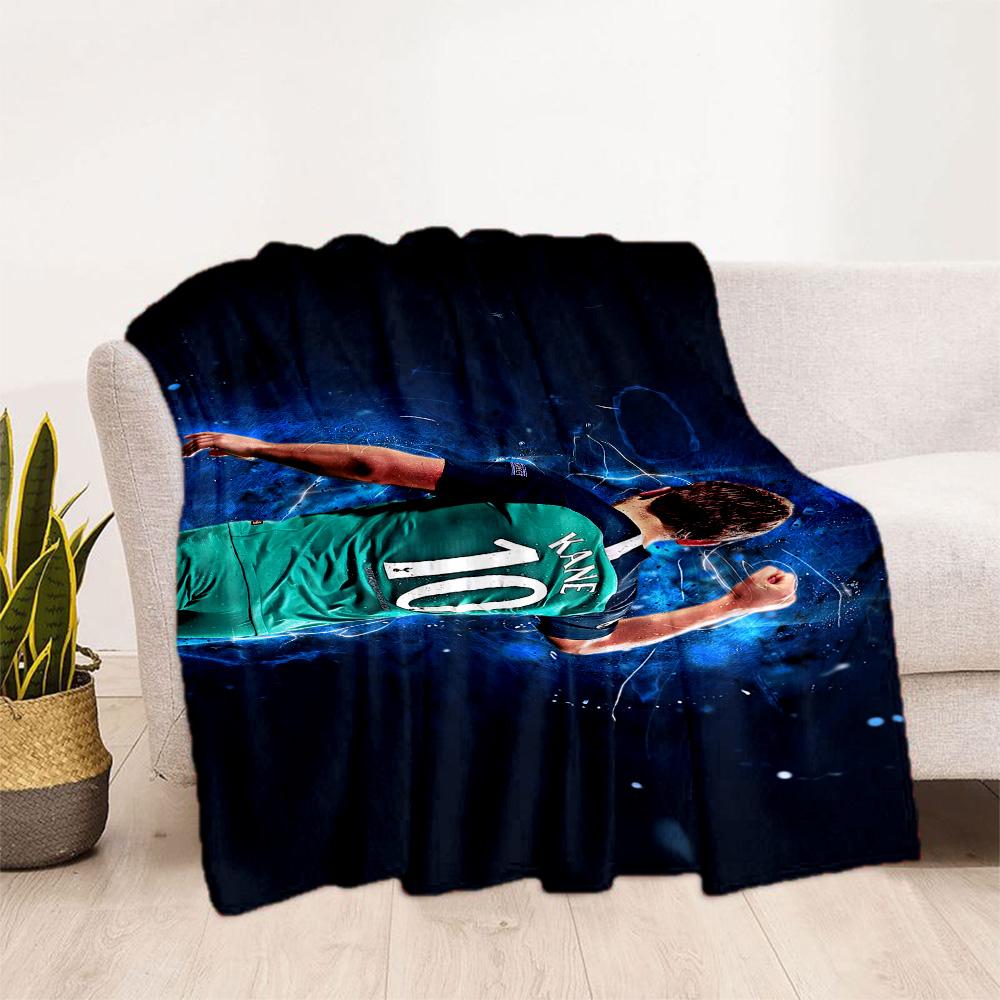Football Player Action Blanket Ultra-Soft Great for Bedding Office Chair Chair All-Season Use Modern Style Ideal Gift For Birthday Valentine'S Day