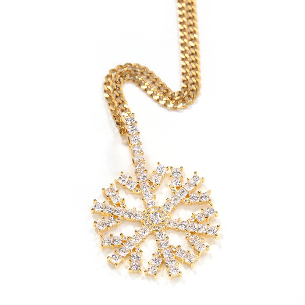 European & American Christmas Snowflake Zircon Pendant Necklace