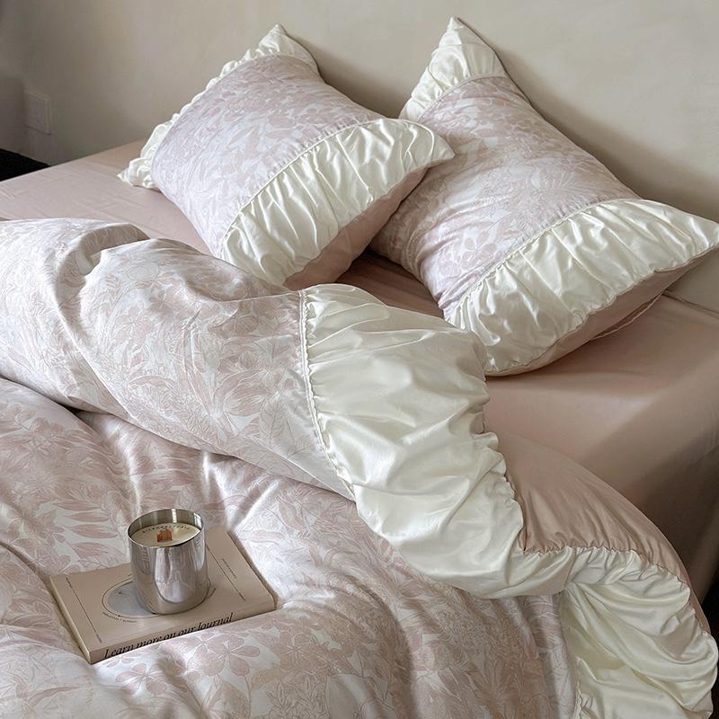 Cotton French Printing Four-piece Girl Heart Quilt Cover Cotton Bed Sheet Bedding