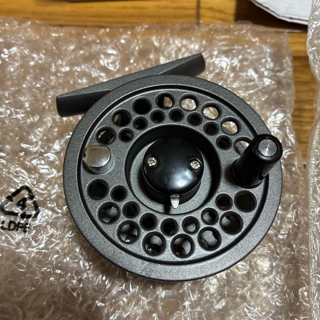 Used Daiwa LOCHMOR 100A fly reel with replacement spool