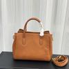 2026 new Vend-ome first-layer cowhide tote bag elegant premium women's handbag large-capacity commuter bag