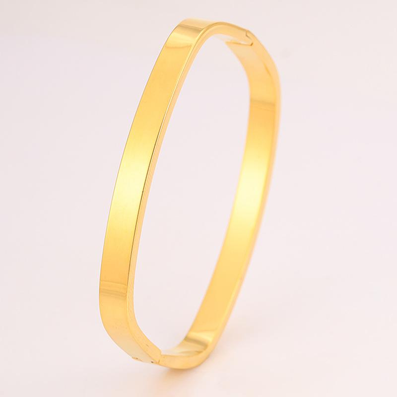New Personalized Simple Design Titanium Steel Women's Square Smooth Surface Light Luxury Versatile Non-fading Jewelry