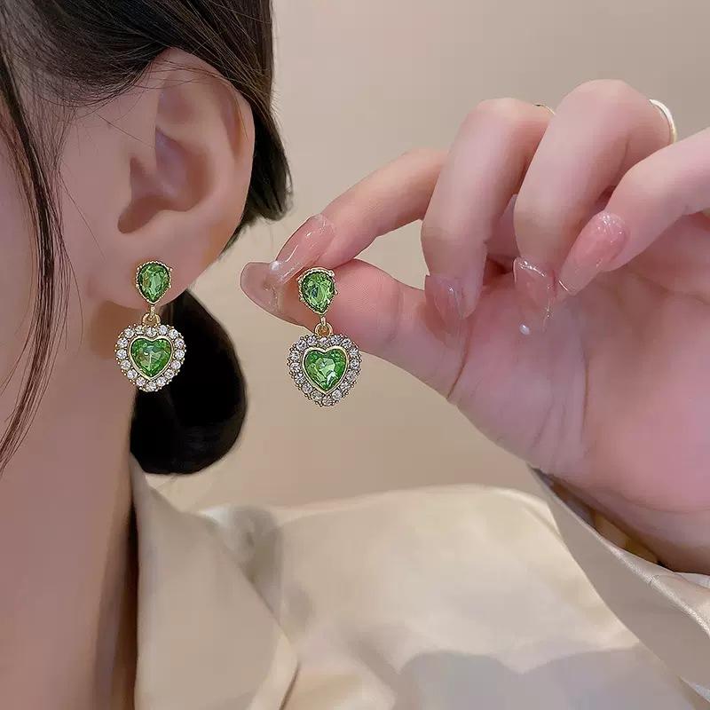 Zirconia Sparkling Green Crystal Love Heart Dangle Earrings Fashionable Summer Accessories Party Jewelry Birthday Gift for Women