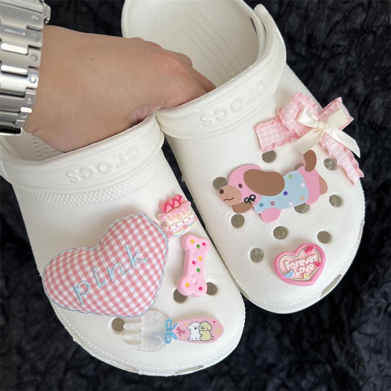 

Розовая сетка, пряжка для обуви с отверстием в форме сердца, мультфильм, аксессуар для самостоятельного изготовления, милый бант, съемный цветок для обуви, декоративные аксессуары