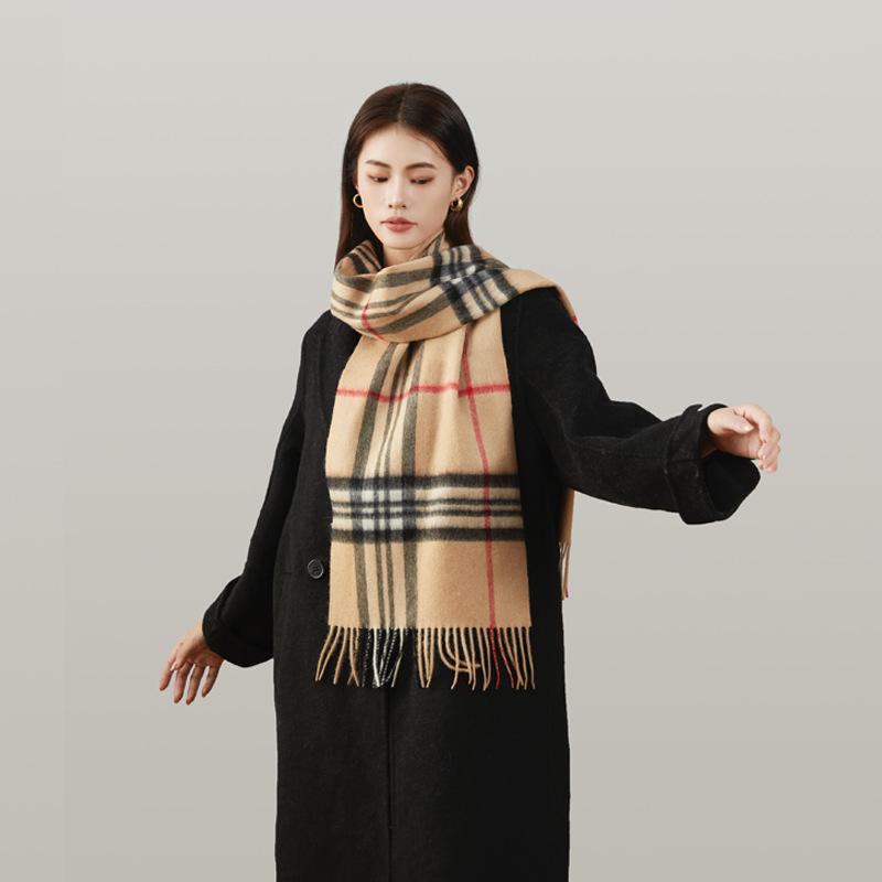 Bufanda de lana 100 % de estilo británico para mujer, otoño e invierno, con tacto de alta gama, versátil chal grueso con borlas a cuadros para hombre.