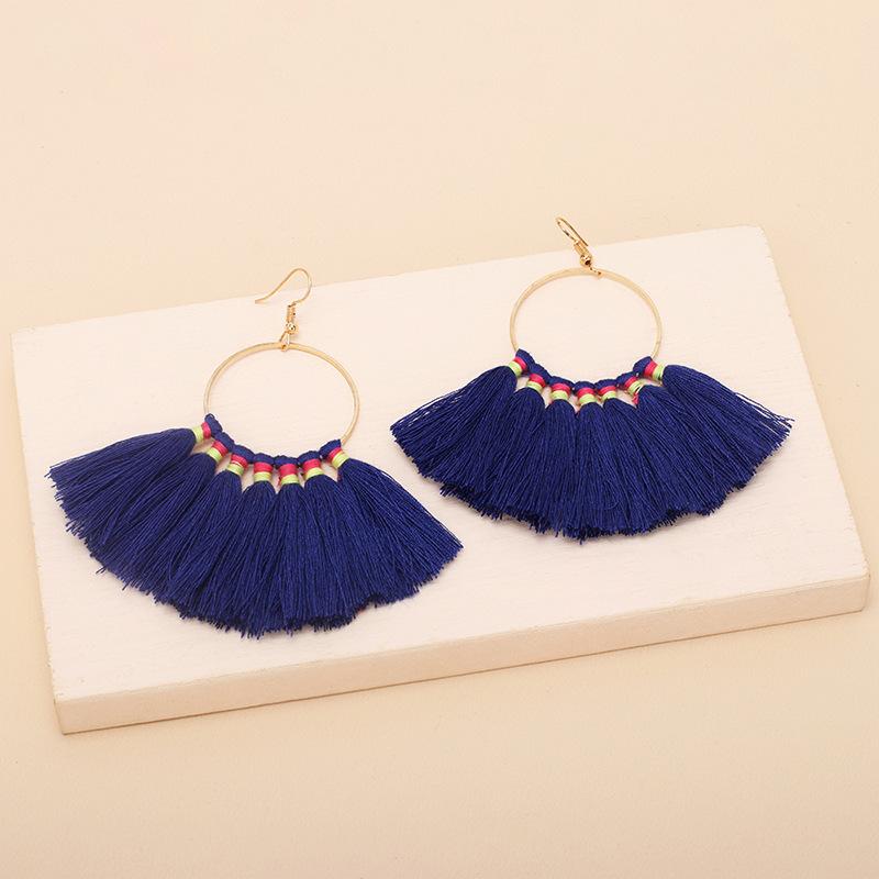 ins cold wind geometric large circle fringed earrings, the same bohemian French temperament earrings