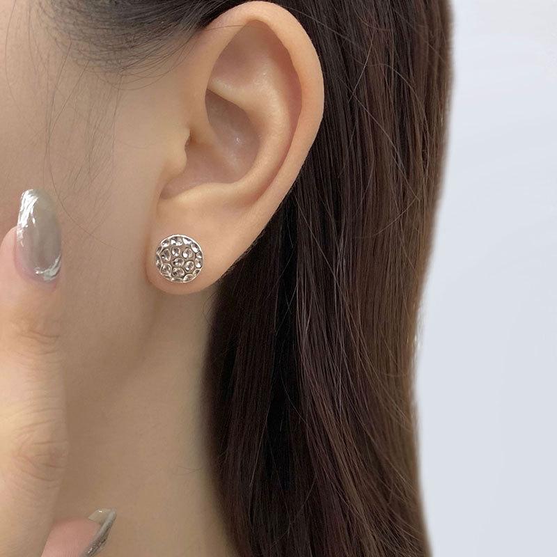 Beating Lava Round Earrings with Small Texture and Irregular Texture Earrings on The Earth