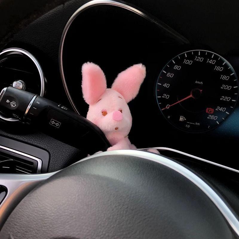 Păpușă Drăguță cu Fundiță pentru Ștergătorul de Parbriz al Mașinii Păpușă de Pluș Personalizată pentru Interiorul Mașinii Accesorii Creative pentru Decorarea Interiorului Mașinii