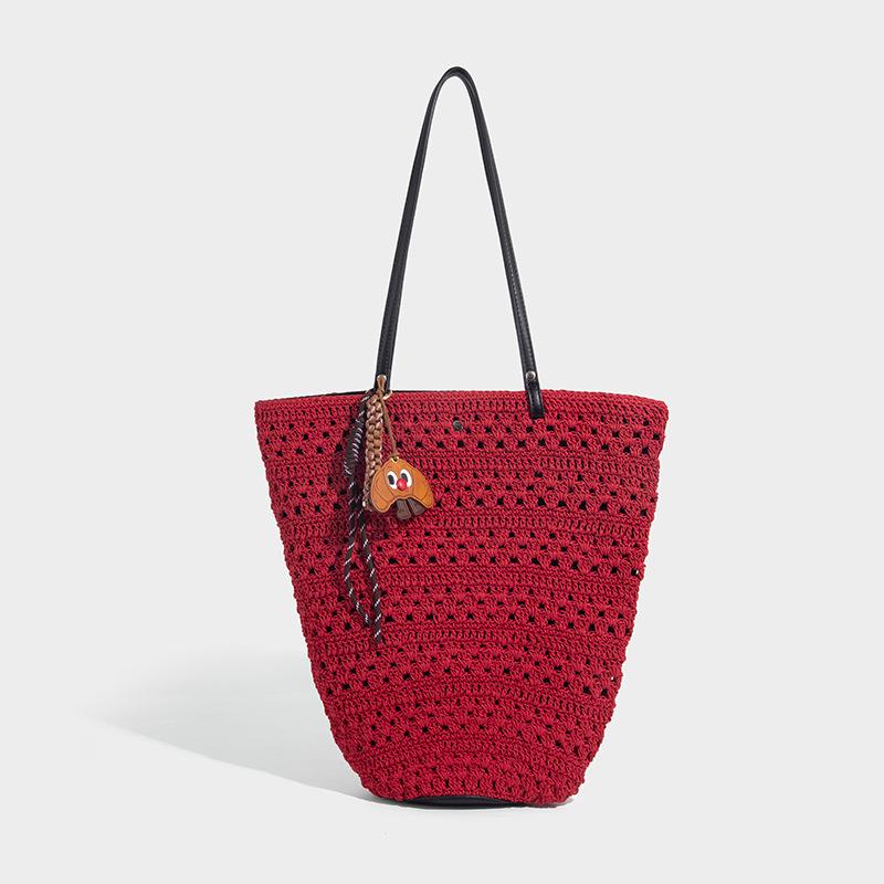

Summer New Versatile Large Capacity Single Shoulder Woven Bag Hollow Commuter Versatile Women s Bag Casual Fashion Beach Vacation Bag Red（No Pendant）