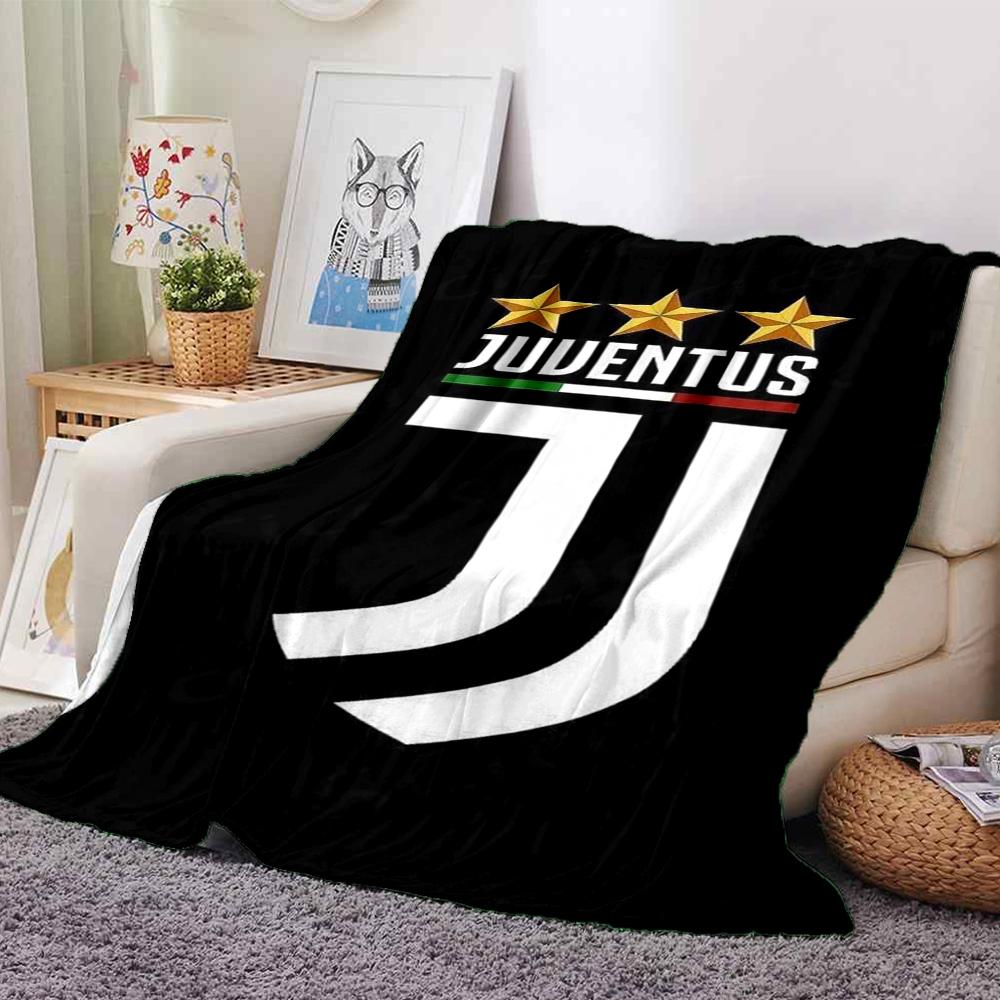 Decke mit Juventus Fußballclub Thema Aufdruck - Perfekt für Sofa, Bett, Reisen & Outdoor | Maschinenwaschbar, Gemütlich & Langlebig.
