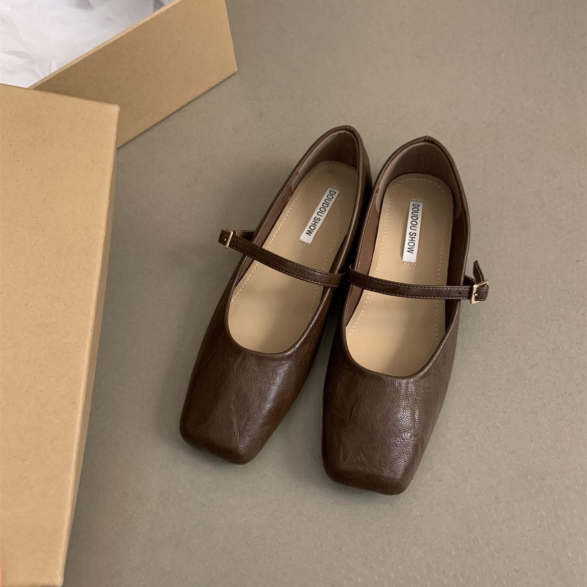 

French retro square head shallow mouth single shoes women s 2024 spring new Korean version fairy casual soft flat Mary Jane shoes 40 коричневий